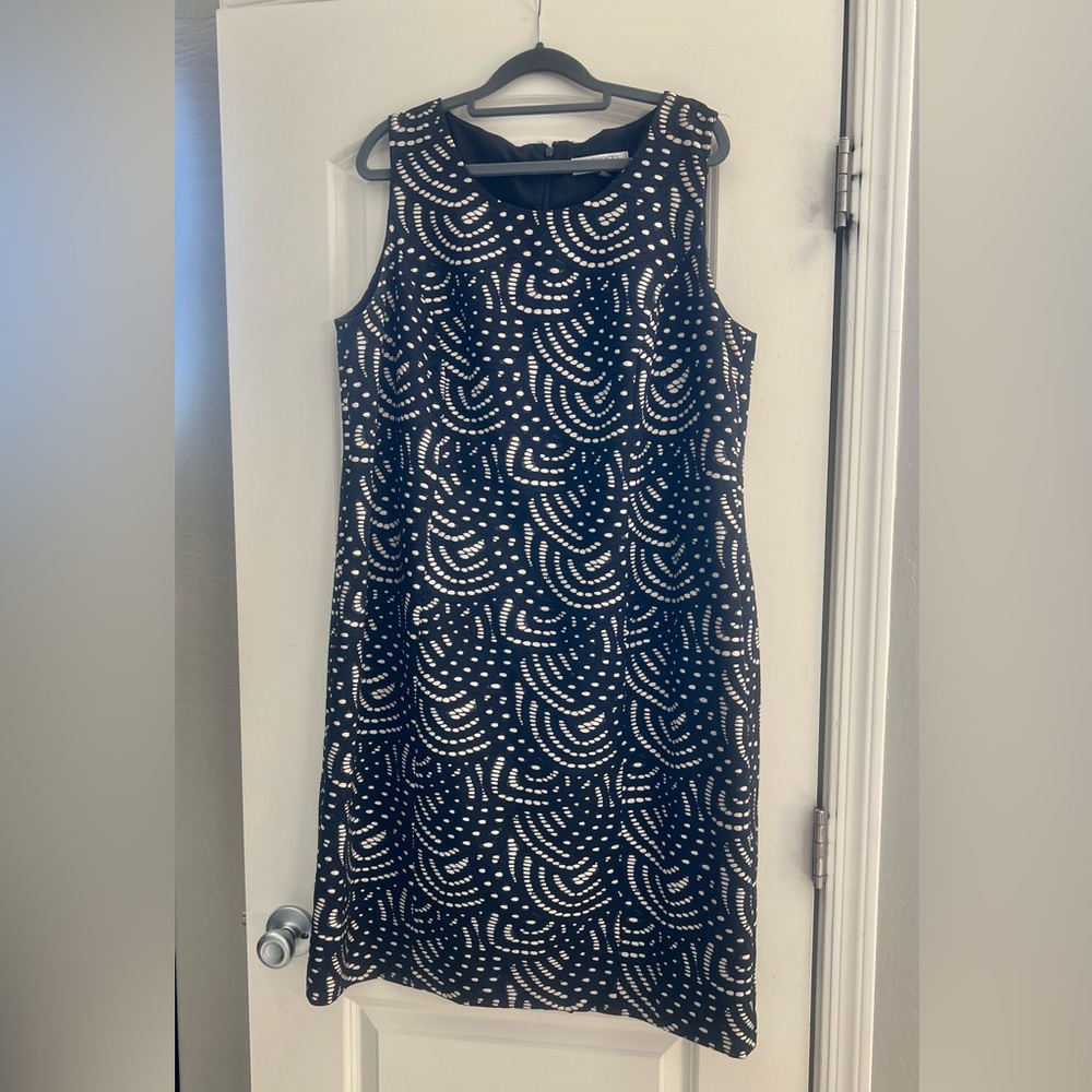 Kasper Size 16W Knee Length Dress